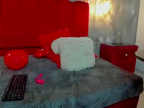 SaraParquer's cam snapshot