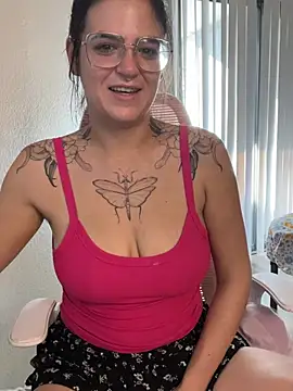 SafeinouterSpace live sex cam