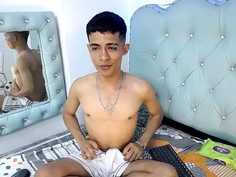 Apolo_Richards live sex cam