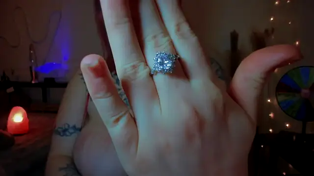 Miss-Innysik's cam snapshot