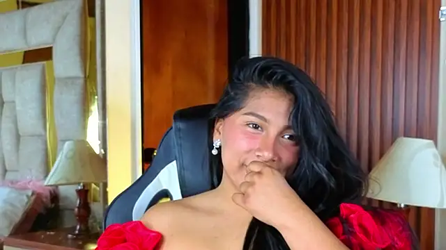 LinnaGardenia's cam snapshot