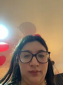 Dahlia-Rose's cam snapshot