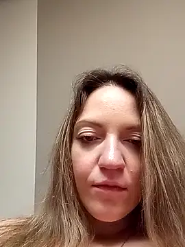 KattyLuuu live sex cam