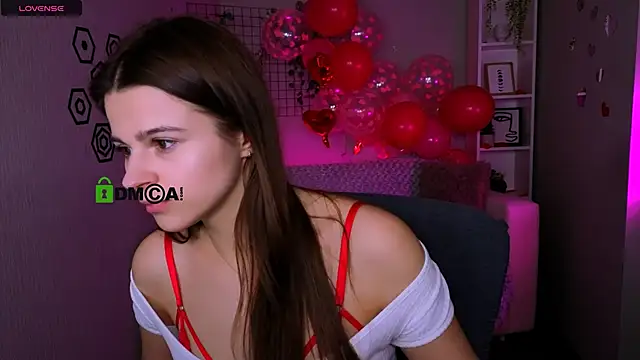 berry_alma's cam snapshot