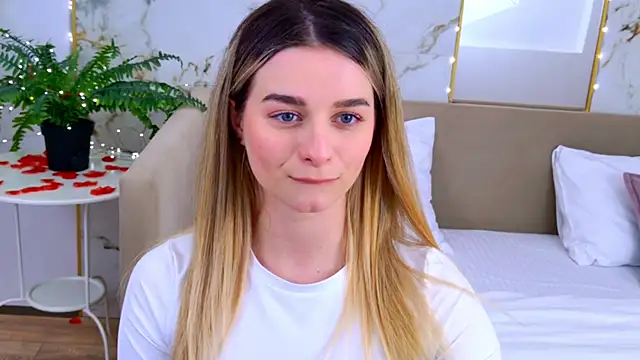 SweetyLicky's cam snapshot