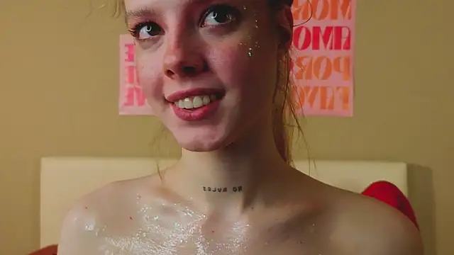 TiffinyMergist live sex cam