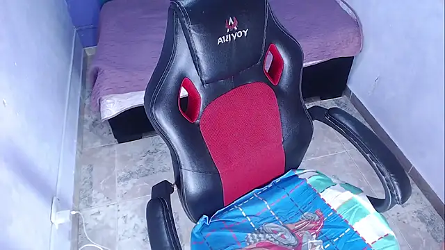 asimona_paezcm's cam snapshot