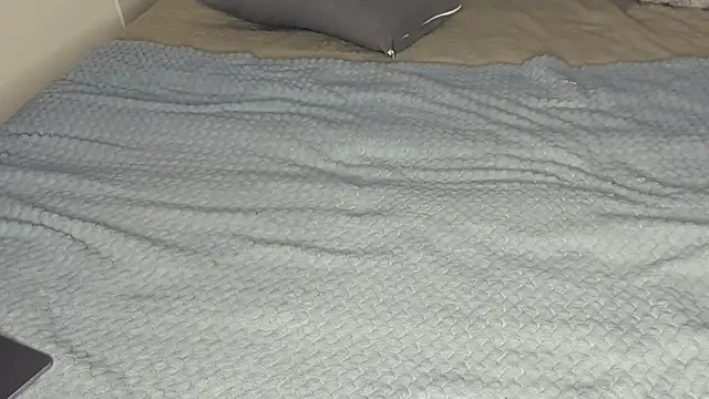 Emilllycutemurr live sex cam