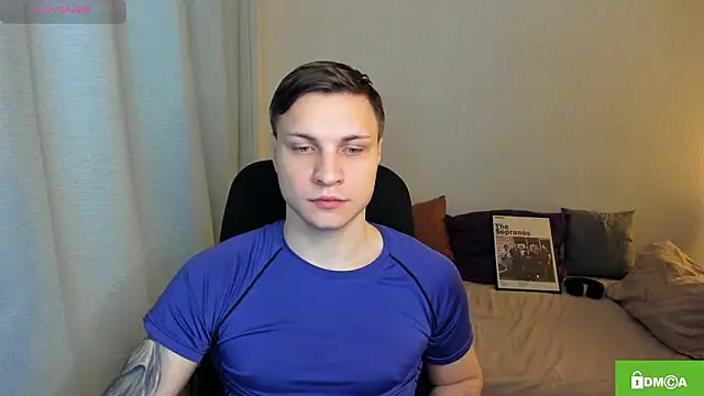 handsome_guy01's cam snapshot