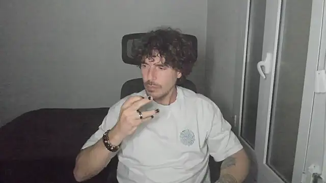 joaquin420_hot's cam snapshot