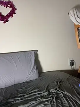 babyizzie's cam snapshot