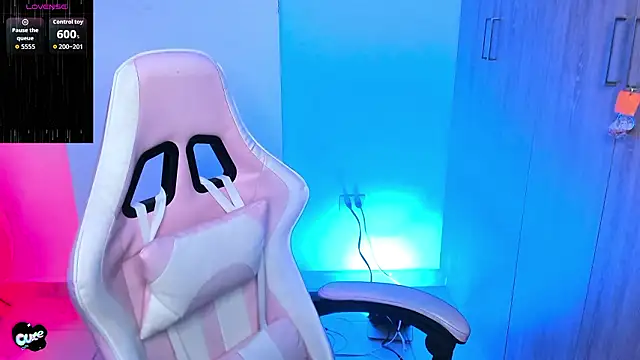 Saskyaa live sex cam