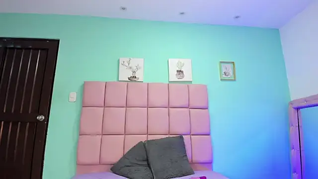 sugar_doll1's cam snapshot