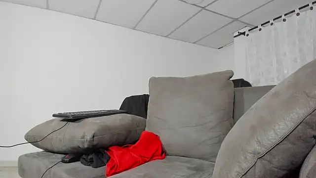 Aleck_Boy's cam snapshot