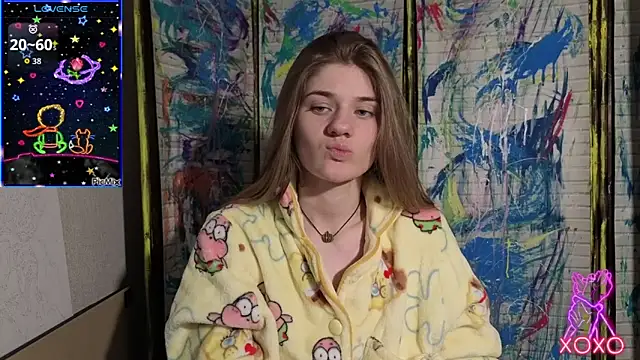 Adell_Love's cam snapshot