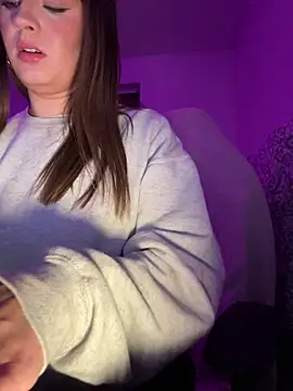 -Leasophie's cam snapshot