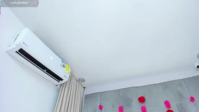 tifanyhills_'s cam snapshot