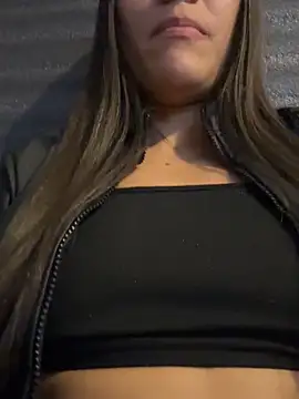 TaylorrHill's cam snapshot