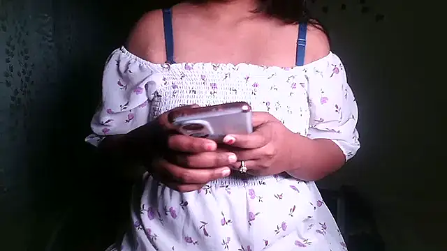 your_avni's cam snapshot