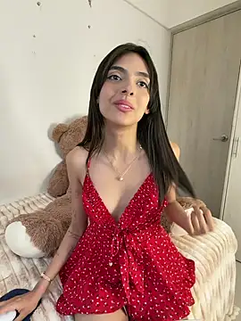 ZaraLuuv live sex cam