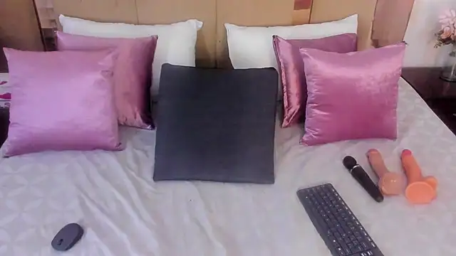 LizBrook live sex cam