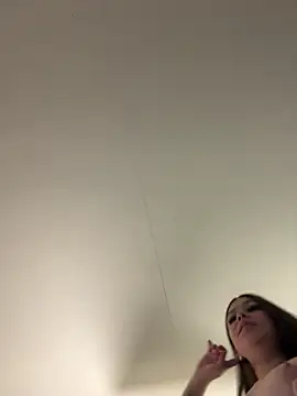 Alyshanon18 live sex cam