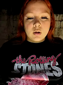 Dara_Bell's cam snapshot