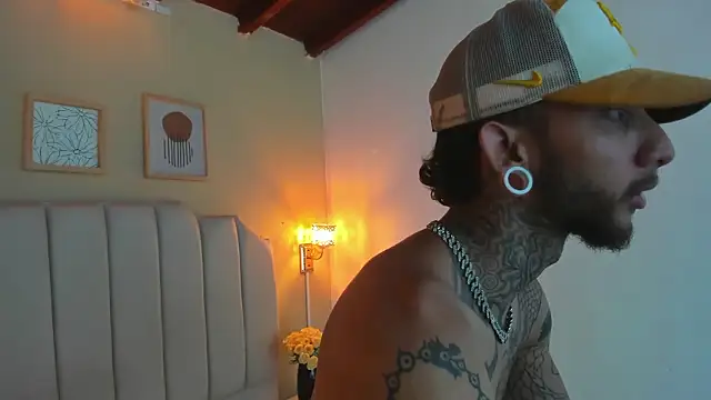 axel_valtier live sex cam