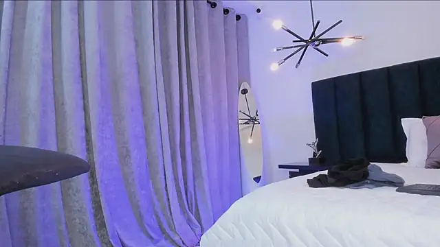 alaia7h live sex cam