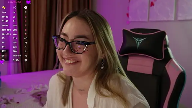 Fiona-Love's cam snapshot