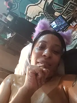 liteskinwifey_56's cam snapshot