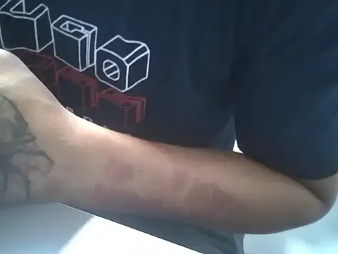 dotado6918's cam snapshot