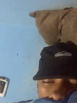 mondacuo3000's cam snapshot