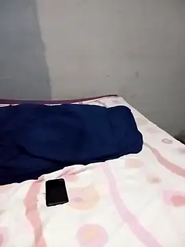 RainPurple's cam snapshot