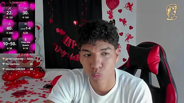 Maximiliano_Khalil live sex cam