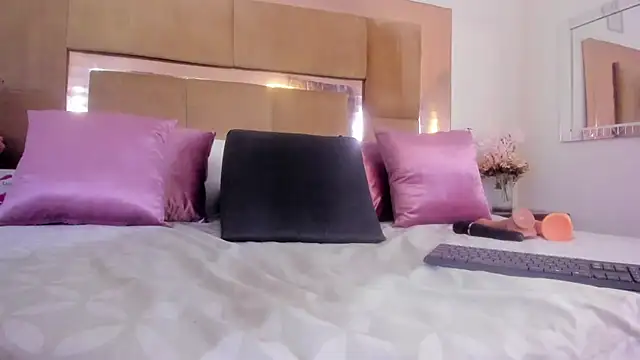 LizBrook live sex cam