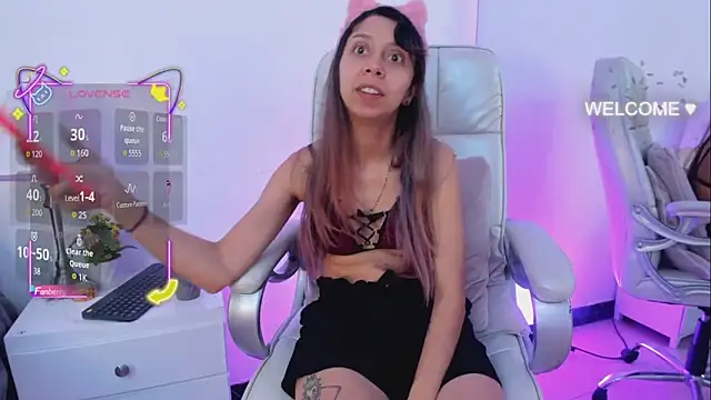 Goddess__Lilith live sex cam