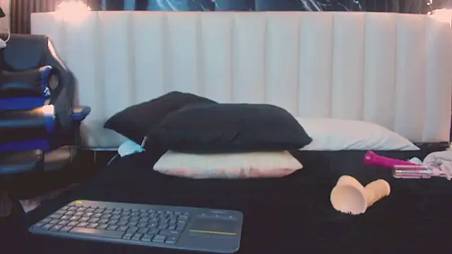 Lizz39's cam snapshot