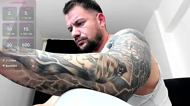 musclemonster31's cam snapshot