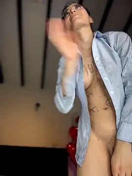 SweetieSinXXX live sex cam