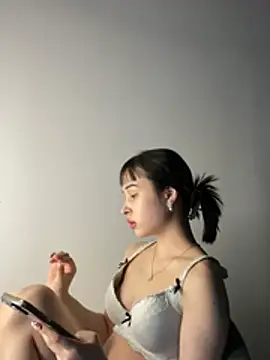 Just-Lilly live sex cam