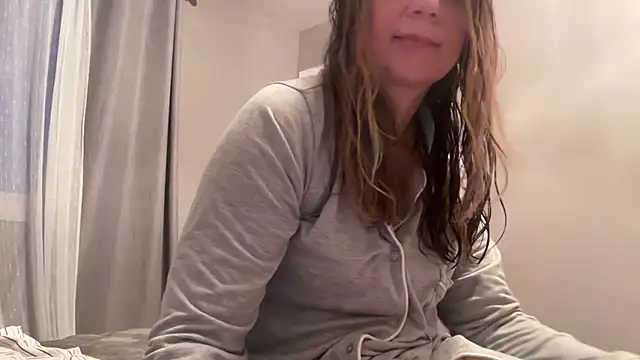 ShyFlameLive live sex cam