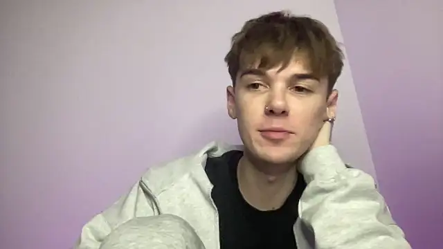 YourMilkyGuy live sex cam