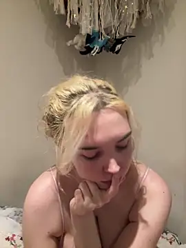 voidbunnii's cam snapshot