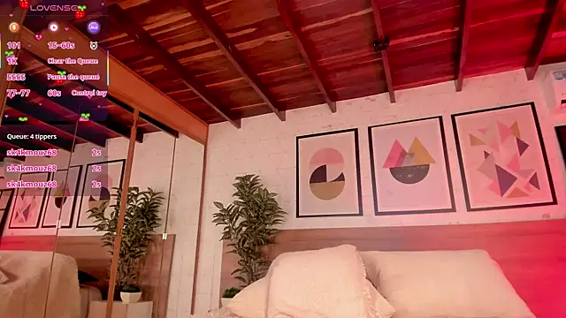 LunaRuso's cam snapshot