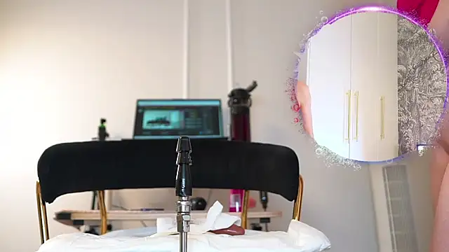 Miss69Ri99 live sex cam