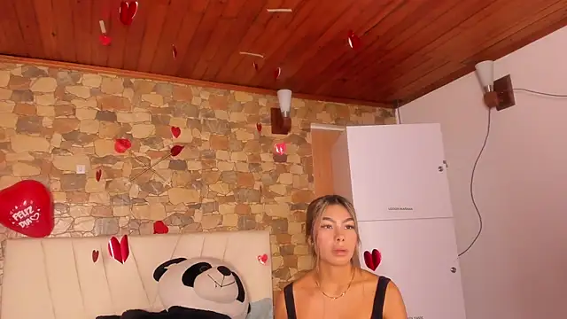 khaimi_'s cam snapshot