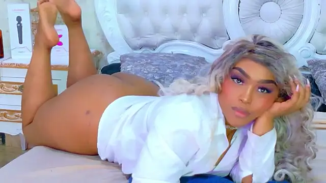 TianahGlow's cam snapshot