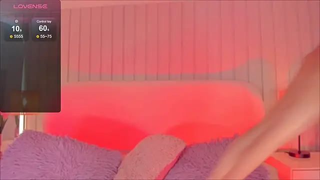 Megan-holly's cam snapshot