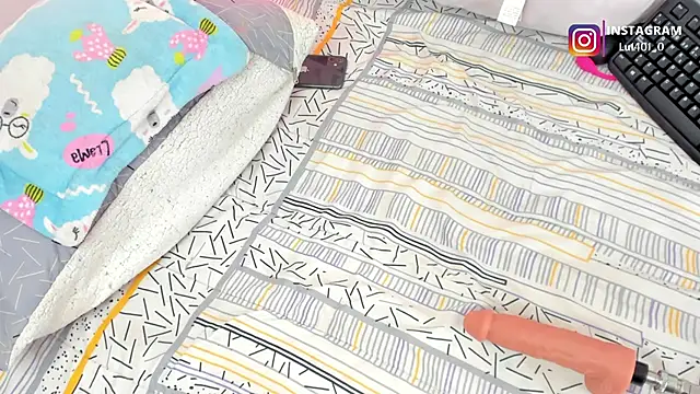 princessluna_19 live sex cam